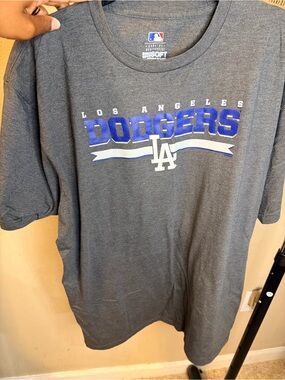 Genuine Merchandise Los Angeles Dodgers Gray T-Shirt with Blue Logo
